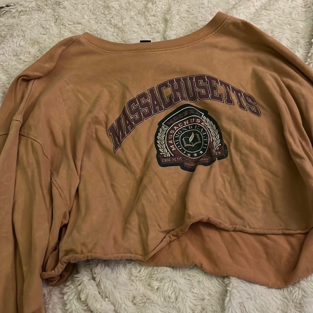 Long sleeve crop top size small